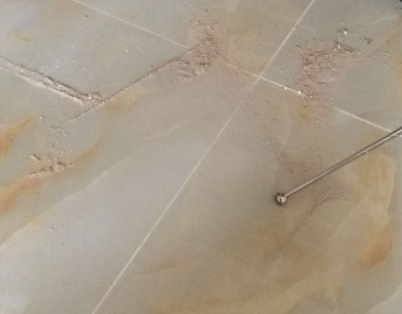 临沧市瓷砖空鼓维修公司分享粘合剂选择不当在瓷砖铺贴过程中可能导致以下问题